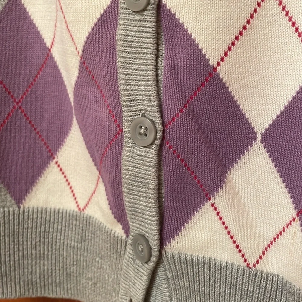 GH Bass size XL cardigan. Long sleeve. Argyle print. EUC. - Picture 5 of 5
